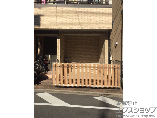 東京都墨田区ののカーゲート オーバードアS4型 マテリアルカラー 手動式 施工例