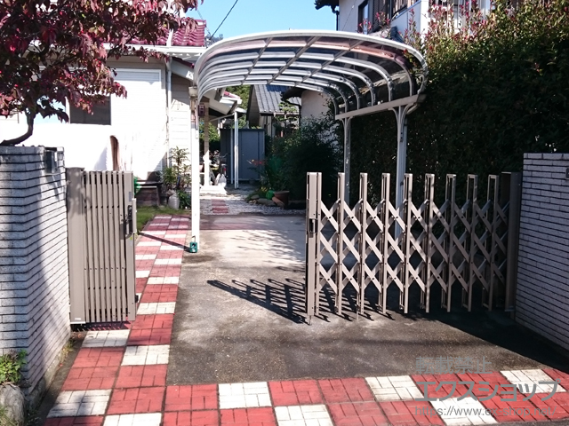 群馬県甘楽郡甘楽町ののカーゲート トリップゲート NC型 ノンキャスター 両開き 42W(21S+21M) 施工例