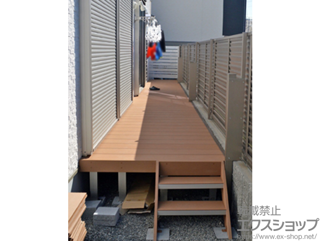大阪府高槻市ののウッドデッキ リウッドデッキ 200＋リウッドステップ5型 Ｓタイプ(2段)×1台 施工例