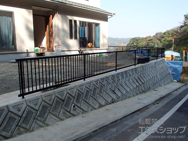 宮城県仙台市ののフェンス・柵 エクスラインフェンス13型 自由柱 施工例