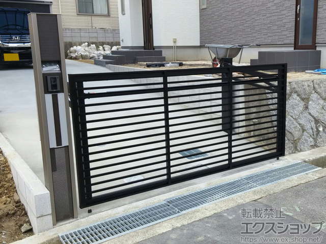 大阪府茨木市ののカーゲート オーバードアS1型 手動式 施工例