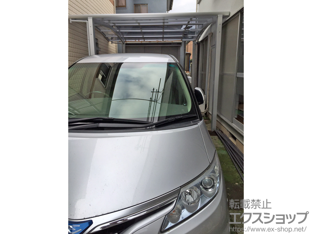 神奈川県厚木市ののカーポート ネスカR (ラウンドスタイル) ワイド 積雪〜20cm対応＋物干しセット 標準 2本入り×1セット 施工例