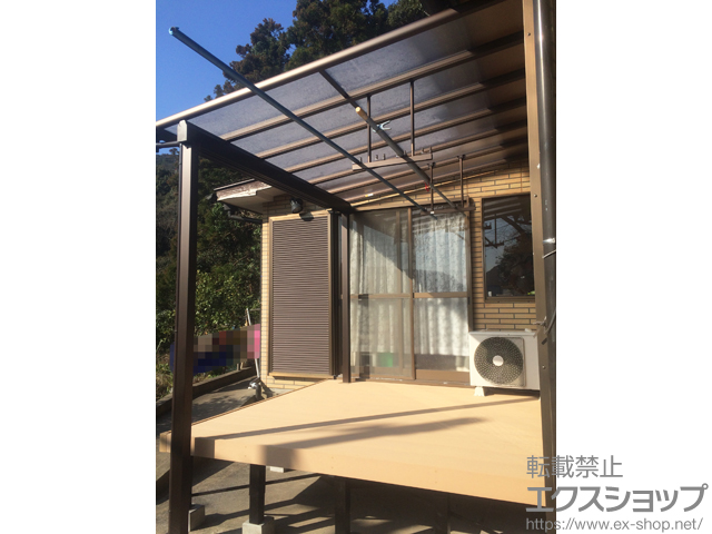 福岡県北九州市ののテラス屋根 ヴェクターテラス F型 テラスタイプ 単体 積雪〜20cm対応＋吊り下げ物干し 標準 2本入 施工例