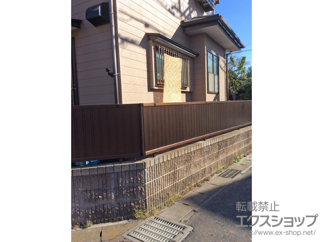 千葉県流山市ののフェンス・柵 レスティナフェンス8型 たて目隠し 自由柱施工 施工例