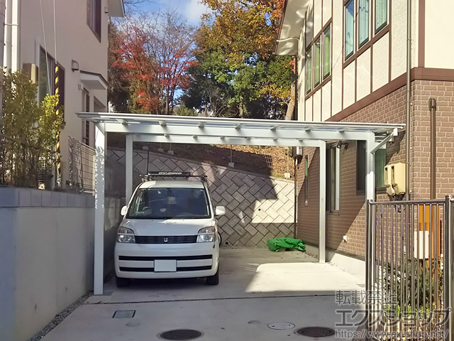 宮城県仙台市ののカーポート フーゴF (フラットスタイル) ワイド 積雪〜20cm対応＋異形対応部材 側面台形 施工例