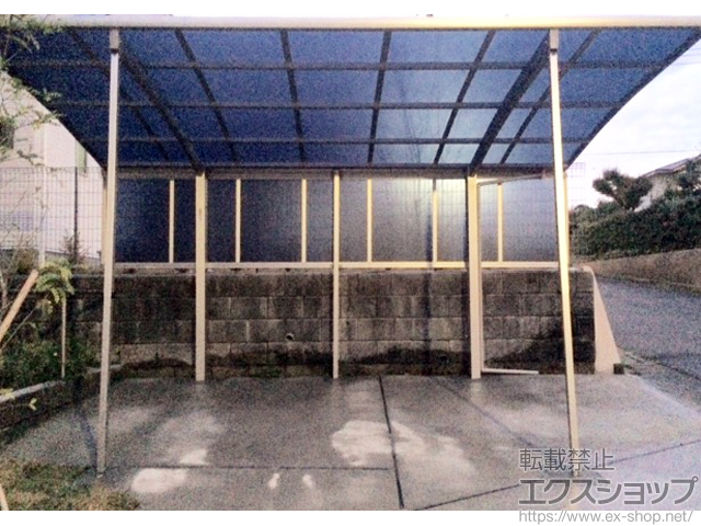 茨城県水戸市ののカーポート レイナポートグラン　積雪〜20cm対応＋サイドパネル 施工例