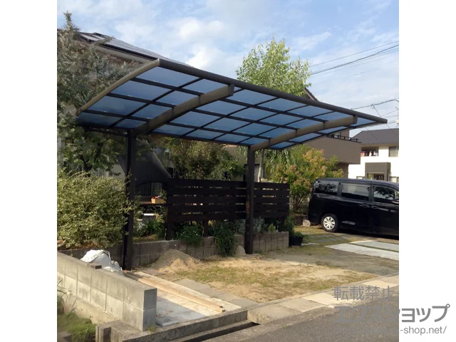 広島県福山市のLIXIL(リクシル)のカーポート ネスカR (ラウンドスタイル) 積雪～20cm対応 施工例