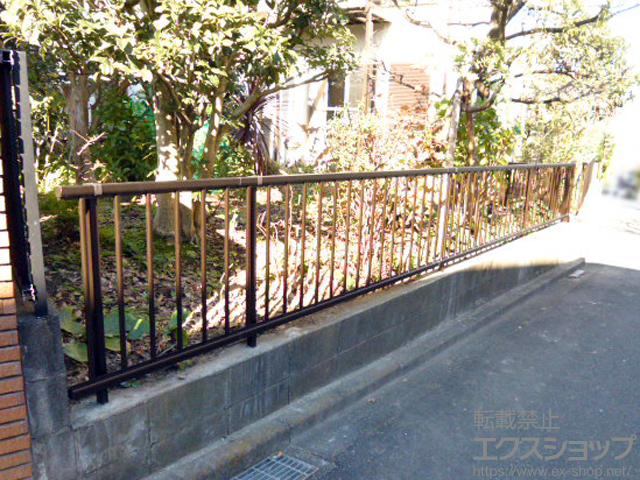 東京都町田市ののフェンス・柵 レスティナフェンス21型 自由柱 施工例