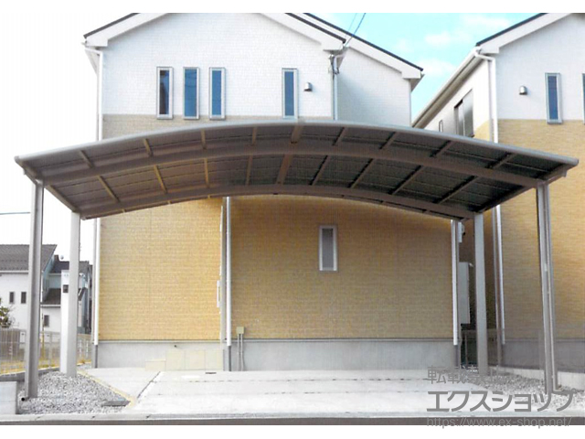 滋賀県近江八幡市ののカーポート ネスカR (ラウンドスタイル) ワイド 積雪〜20cm対応 施工例