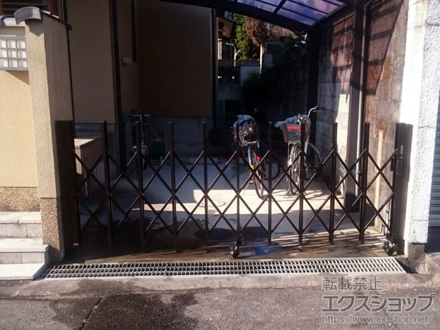 奈良県奈良市ののカーゲート トリップゲート RA型 ノンレール 片開き 30S 施工例