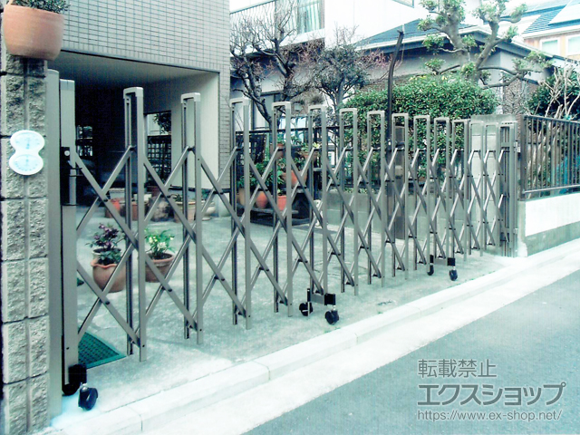 神奈川県横浜市ののカーゲート トリップゲート RB型 ノンレール 片開き 41S 施工例