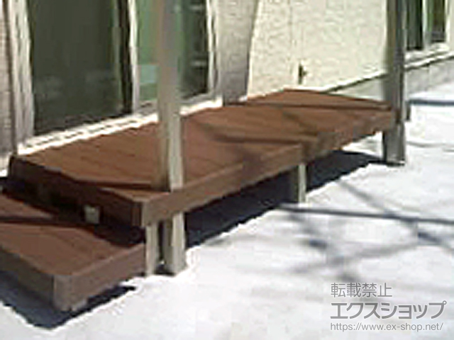 福島県いわき市ののウッドデッキ リウッドデッキ 200＋テラス柱用カバー(2セット入り) 施工例