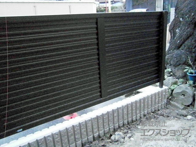 愛知県名古屋市ののフェンス・柵 レスティナフェンス7型 横目隠し 自由柱仕様 施工例