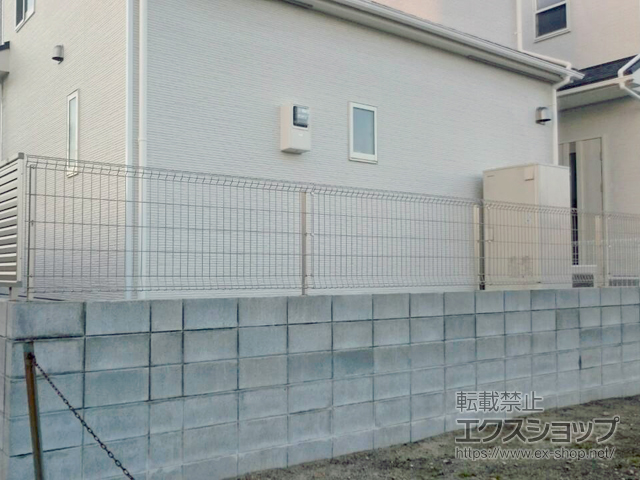 福岡県福岡市ののフェンス・柵 イーネットフェンス2F型 自由柱施工 施工例