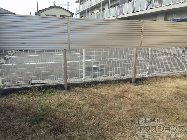 岐阜県瑞穂市ののフェンス・柵 ミエーネフェンス 目隠しルーバータイプ 自由柱施工 施工例