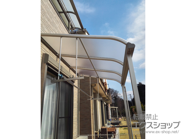 埼玉県川越市ののテラス屋根 プレシオステラス R型 テラスタイプ 単体 積雪〜20cm対応 施工例
