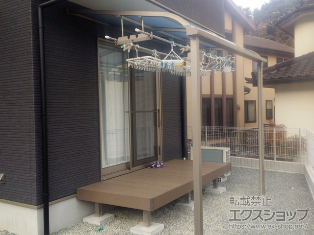 静岡県静岡市ののテラス屋根 スピーネ R型 テラスタイプ 単体 積雪〜20cm対応＋吊り下げ物干し Ａセット 標準 2本入り×1セット 施工例