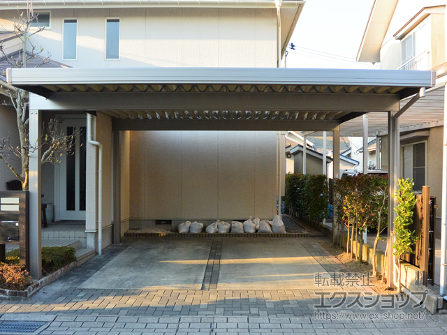 宮城県宮城郡七ヶ浜町のLIXIL リクシル（トステム）のカーポート テリオスポートIII 1500 2台用 角柱4本仕様 積雪〜50cm対応 施工例