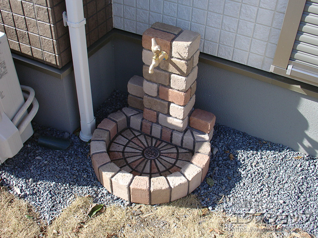 群馬県太田市のの立水栓・ガーデンシンク 立水栓ユニット サークルタイプ #03 施工例