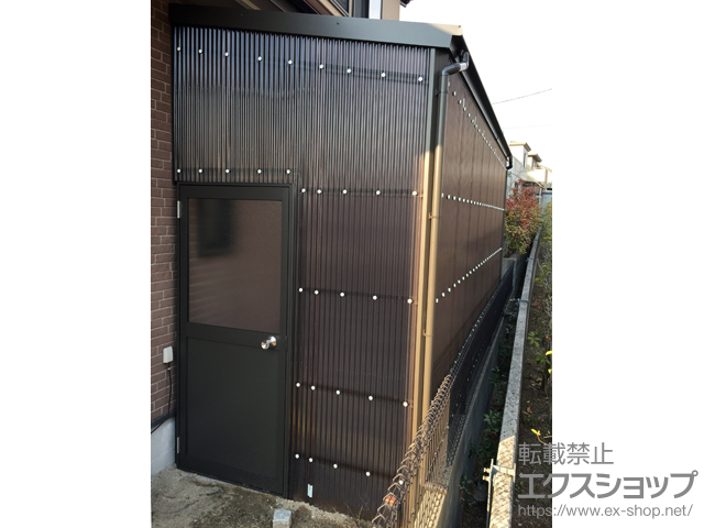 広島県広島市のLIXIL リクシル（トステム）のストックヤード フリーヤード　ドアタイプ 積雪〜20cm対応 施工例