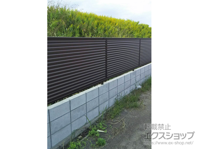 大阪府寝屋川市ののフェンス・柵 ミエーネフェンス 目隠しルーバータイプ 自由柱施工 施工例