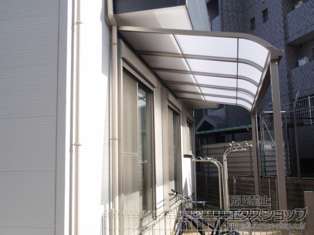 福岡県福岡市ののテラス屋根 スピーネ R型 テラスタイプ 単体 積雪〜20cm対応 施工例