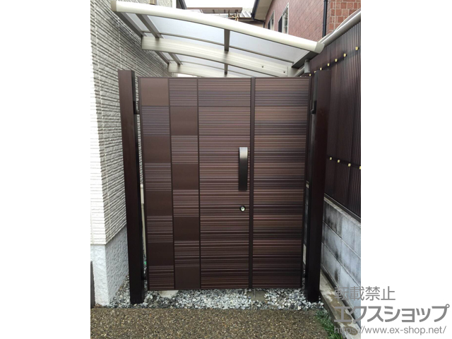 兵庫県姫路市のの門扉 リフレア 2型 両開き親子 門柱タイプ[A+B] 施工例