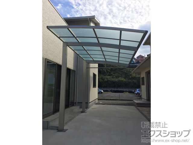 兵庫県神戸市ののカーポート レイナポートREグラン 前下がり 積雪〜20cm対応 施工例