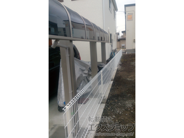 青森県八戸市ののフェンス・柵 イーネットフェンス 2F型 自由柱施工 施工例