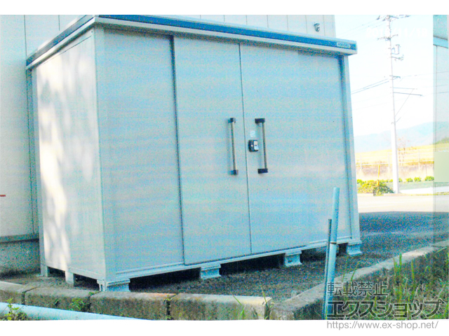 徳島県三好郡東みよし町のの物置・屋外倉庫 エルモ 一般型 2920×1520×2120 LMD-2915-CB 施工例