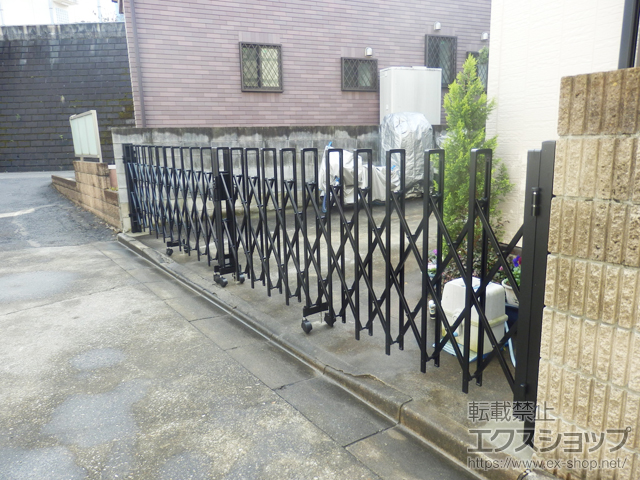 埼玉県川口市ののカーゲート トリップゲート RB型 ノンレール 両開き 64W(32S+32M) 施工例