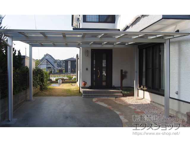 静岡県浜松市ののカーポート ネスカF (フラットスタイル) ワイド 積雪〜20cm対応　台風補償付 施工例