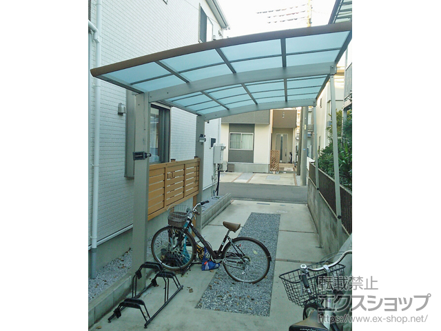 埼玉県上尾市ののカーポート スタンダードカーポートグラン　積雪〜20cm対応 施工例