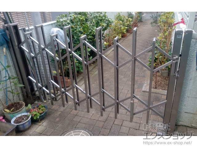 東京都三鷹市ののカーゲート ニュータイニー 4H型 ノンレール 片開き 190Ｓ 施工例