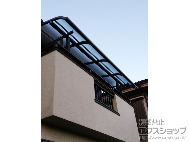 埼玉県大里郡寄居町ののバルコニー・ベランダ屋根 スピーネ R型 屋根タイプ 単体 積雪〜20cm対応 施工例