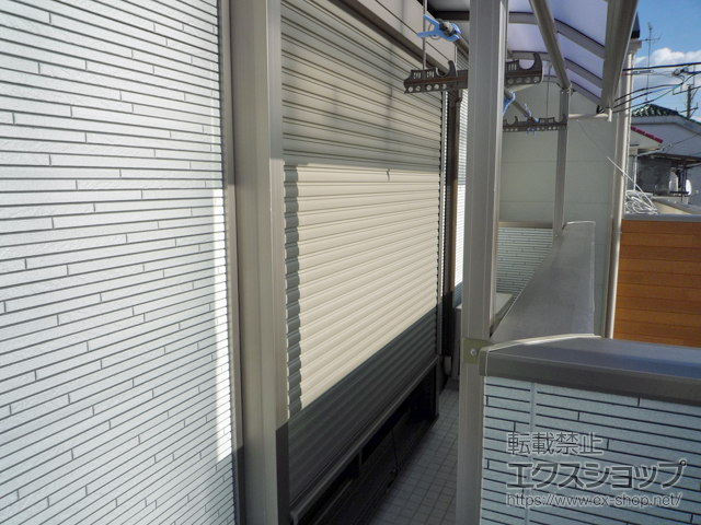 大阪府富田林市のLIXIL リクシル（トステム）の窓シャッター リフォームシャッター イタリヤ 手動式 施工例