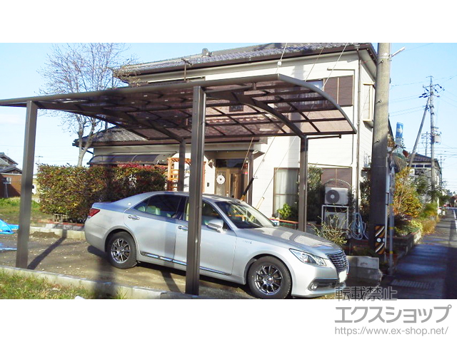 愛知県一宮市ののカーポート ネスカR (ラウンドスタイル) ワイド 積雪〜20cm対応 施工例