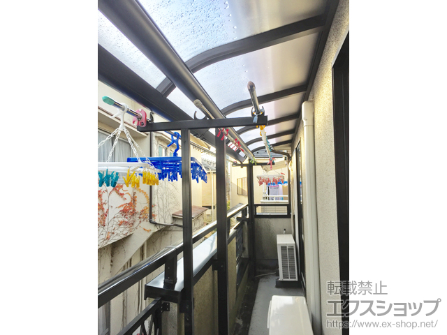 東京都練馬区ののバルコニー・ベランダ屋根 プレシオステラス R型 屋根タイプ 連棟 積雪〜20cm対応 施工例