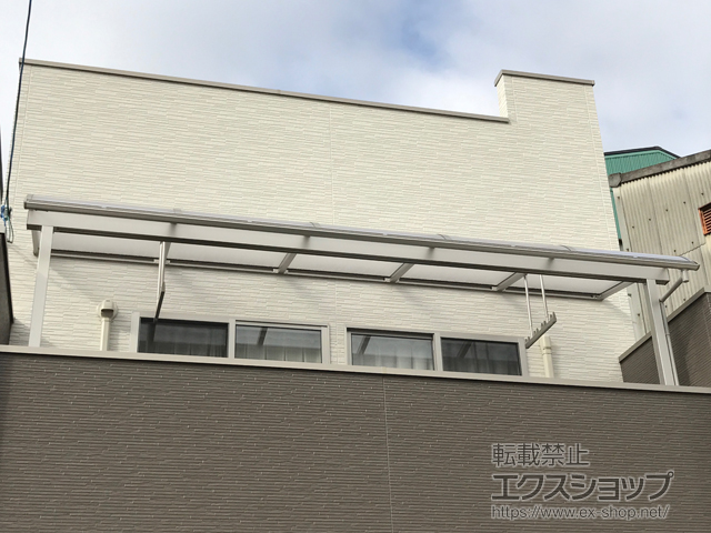 大阪府池田市ののバルコニー・ベランダ屋根 ヴェクターテラス R型 屋根タイプ 単体 積雪〜20cm対応 施工例