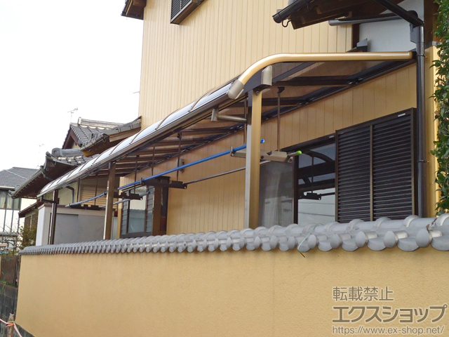福岡県久留米市のLIXIL リクシル（トステム）のテラス屋根 パワーアルファ RB型 テラスタイプ 連棟 積雪〜30cm対応 施工例