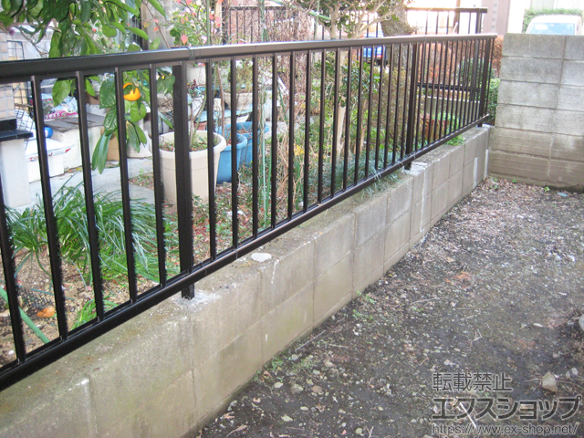 神奈川県相模原市ののフェンス・柵 ミエッタフェンス 防犯たて格子タイプ 自由柱 施工例