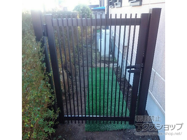 東京都東大和市のの門扉 レスティン門扉 11型 片開き　門柱使用 施工例
