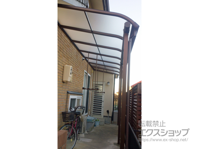 愛知県江南市ののテラス屋根 プレシオステラス R型 テラスタイプ 連棟　積雪〜20cm対応 施工例