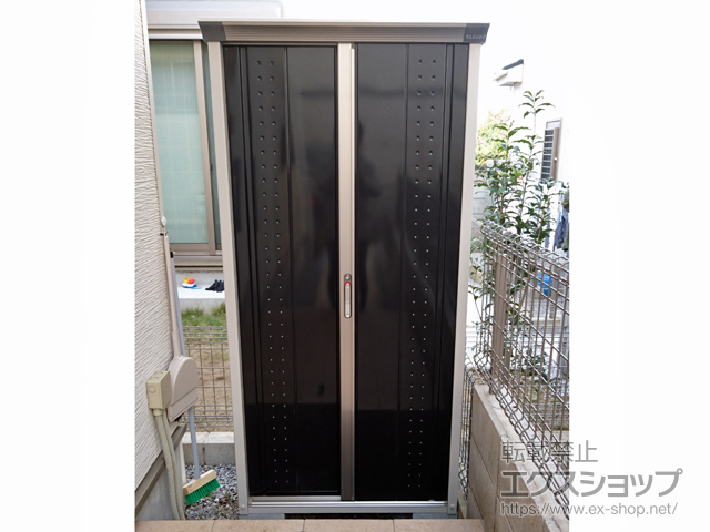 東京都練馬区のの物置・屋外倉庫 グランプレステージジャンプ 920×530×1900 GP-95A-T-CK 施工例