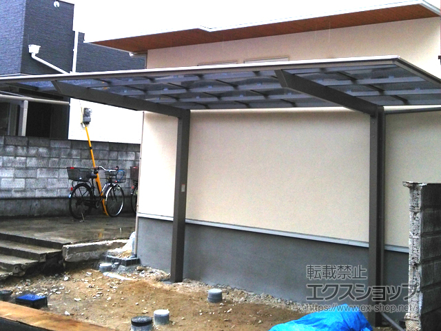 兵庫県尼崎市ののカーポート フーゴF (フラットスタイル) 積雪〜20cm対応*正面台形 施工例