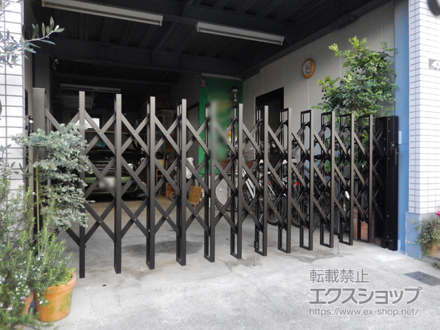 東京都江戸川区ののカーゲート アルシャインHG ノンキャスター 片開き 30S 施工例