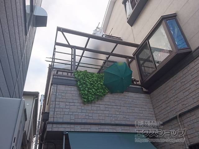 大阪府門真市ののバルコニー・ベランダ屋根 プレシオステラス F型 屋根タイプ 単体 積雪〜20cm対応 施工例