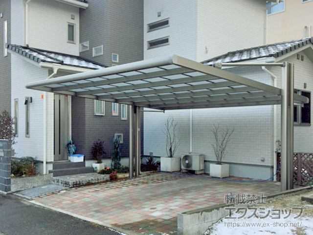 広島県福山市ののカーポート 4G フォーグワイド マテリアルカラー 積雪〜20cm対応 施工例