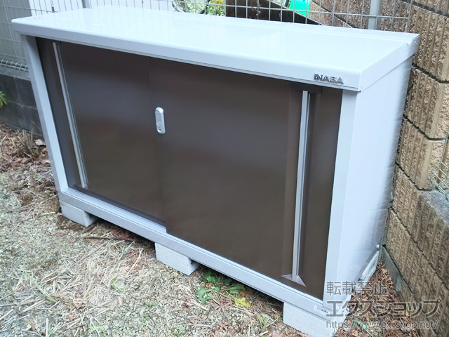 東京都八王子市のの物置・屋外倉庫 シンプリー 一般型 1520×515×903 MJX-155A-P-TB 施工例