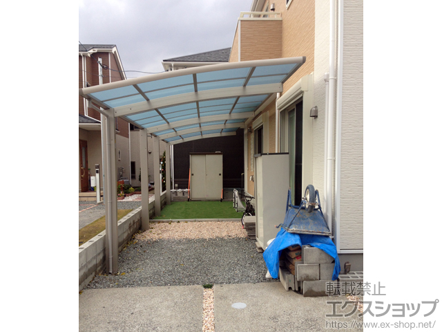 福岡県福岡市ののカーポート レイナポートグラン 縦連棟　積雪〜20cm対応 施工例